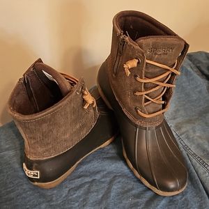 Sperry duck boots size 8.5